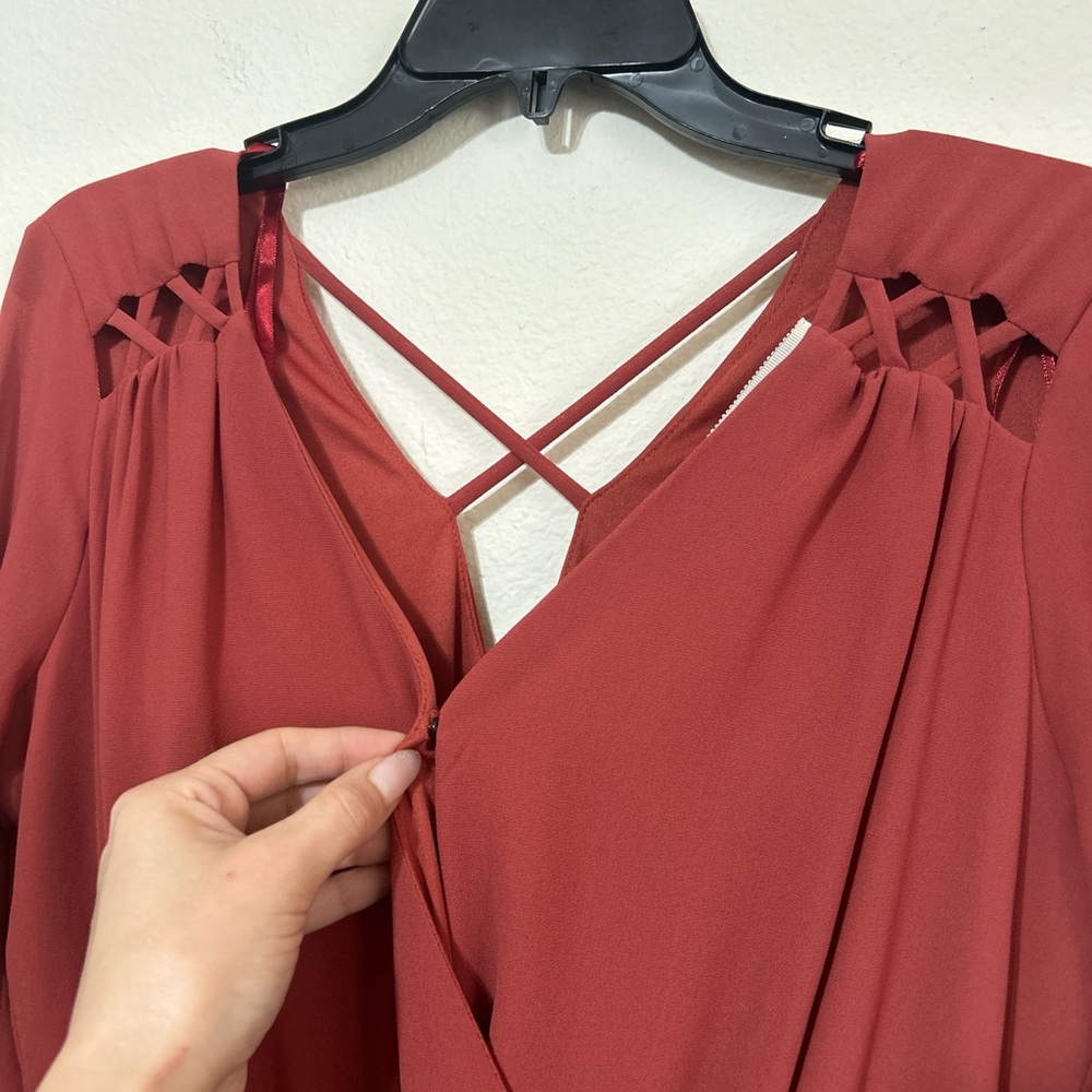 Monteau Los Angeles Burnt Orange Lattice Shoulder Romper Size Medium - Picture 3 of 8